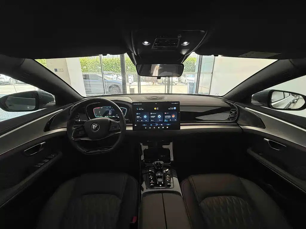 BYD Han — миниатюра 7