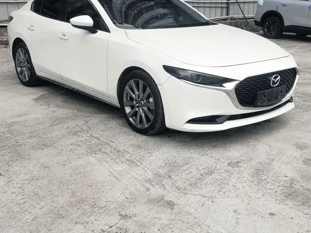 Mazda 3 Axela — миниатюра 3