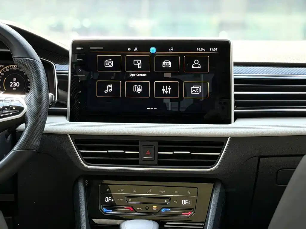 Volkswagen Tiguan L — миниатюра 6