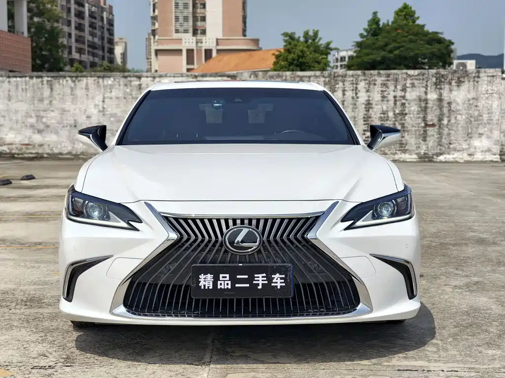 Lexus ES — фотографии объявления, Фото 3