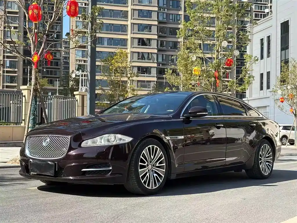 Jaguar XJ 2010