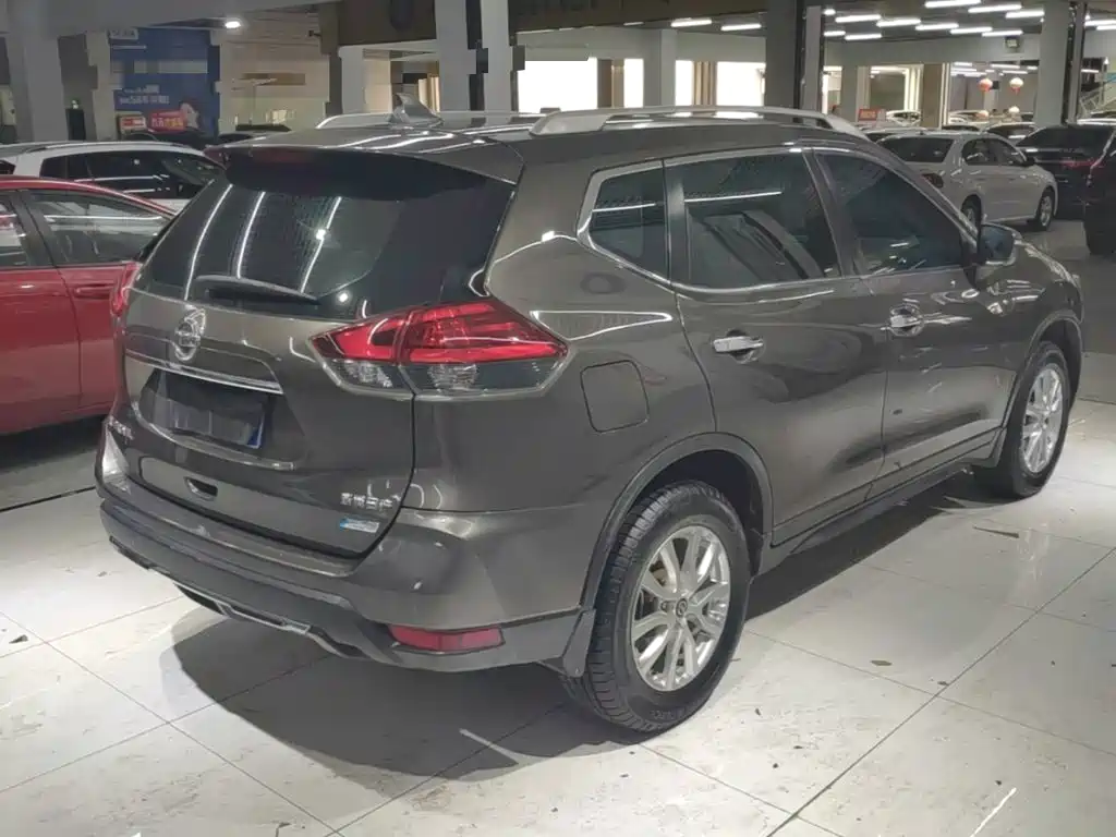 Nissan X-Trail — миниатюра 7