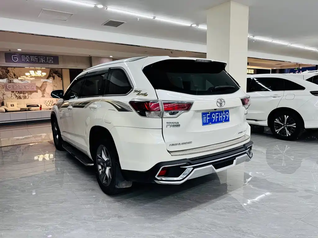 Toyota Highlander — миниатюра 4