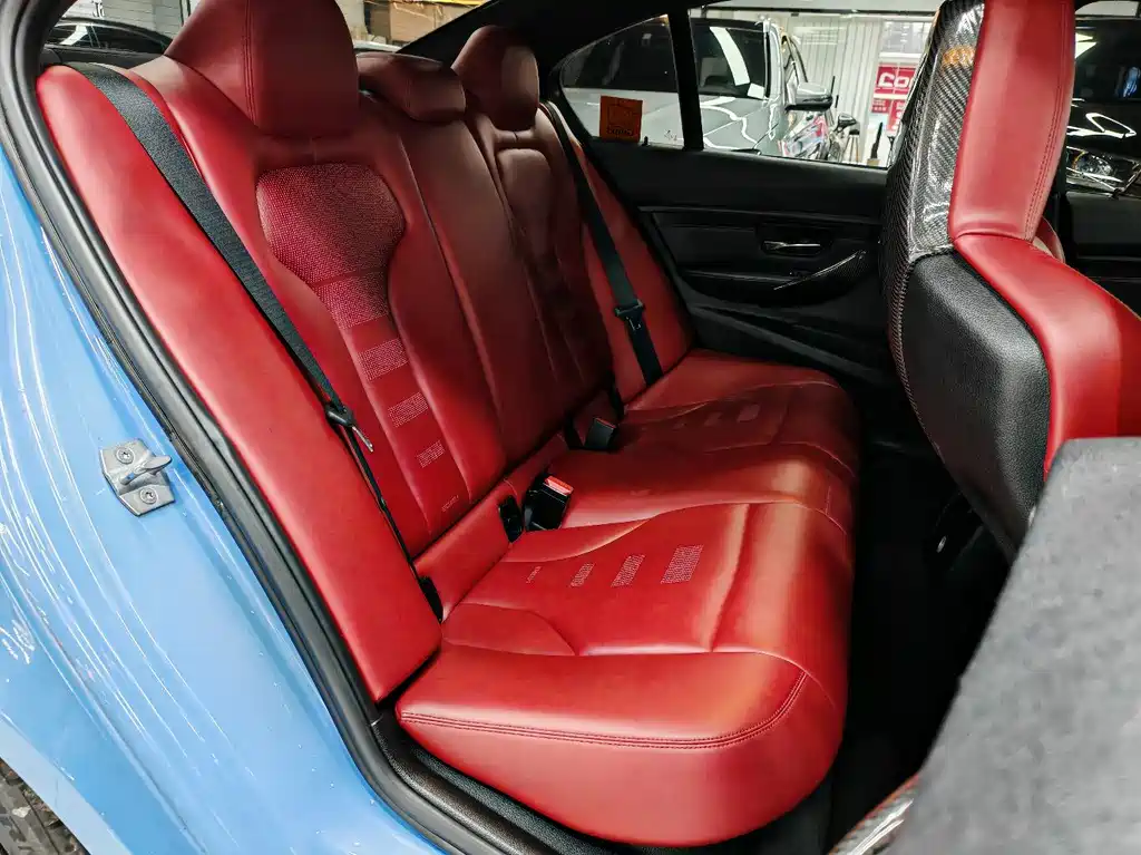 BMW M3 — миниатюра 11