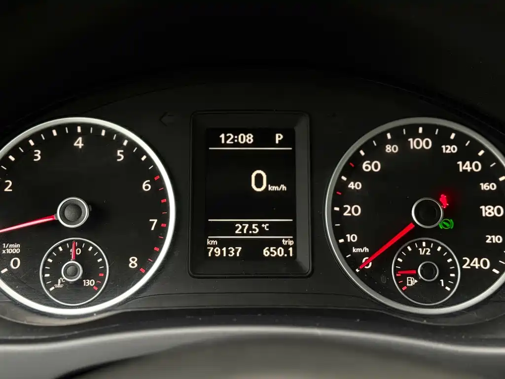 Volkswagen Tiguan — миниатюра 20