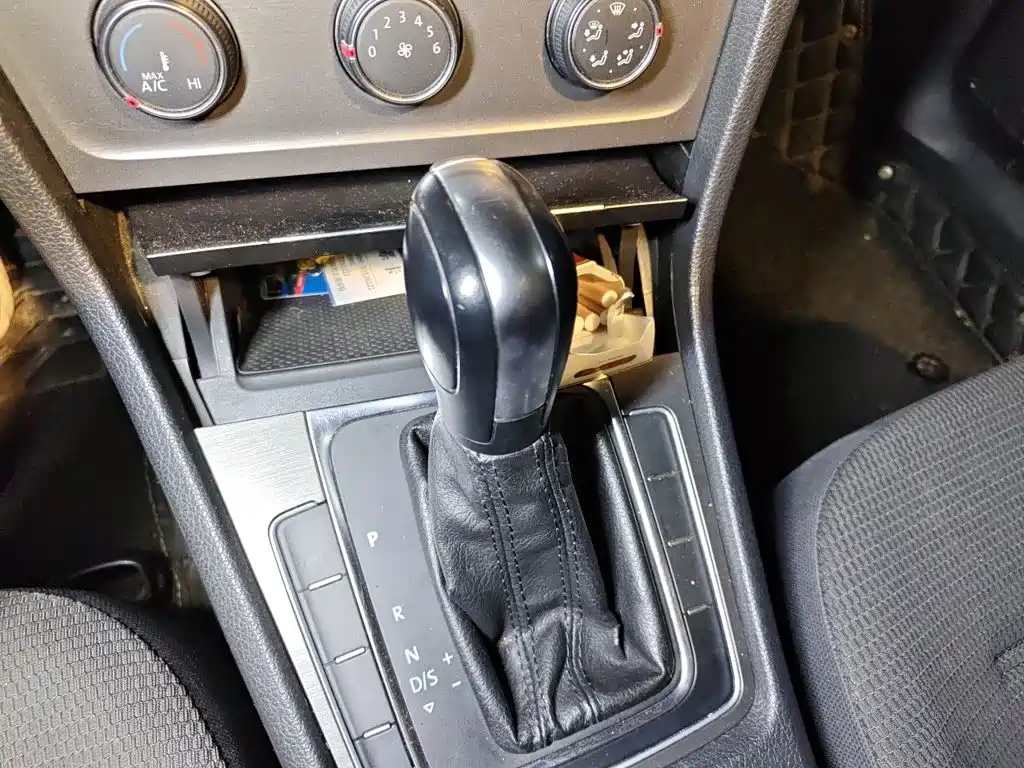 Volkswagen Golf — миниатюра 10