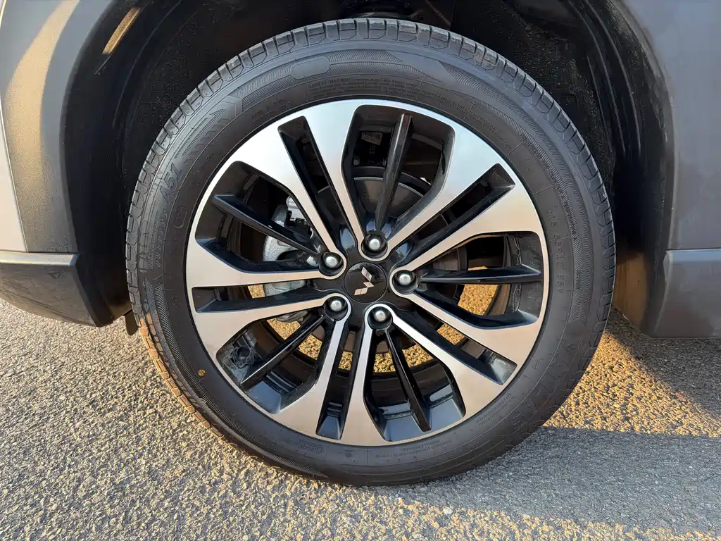 Wuling Xingguang 560 — миниатюра 13