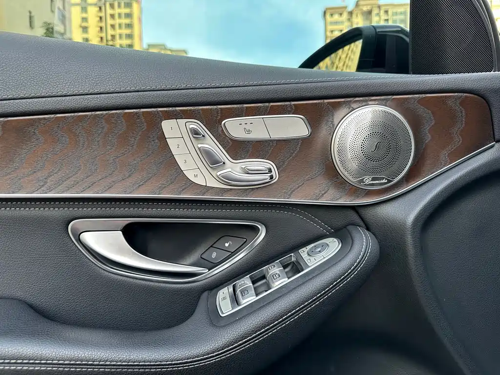 Mercedes-Benz GLC — миниатюра 28
