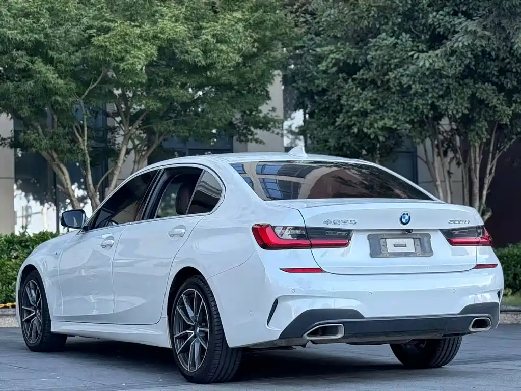 BMW 3 Series — миниатюра 10