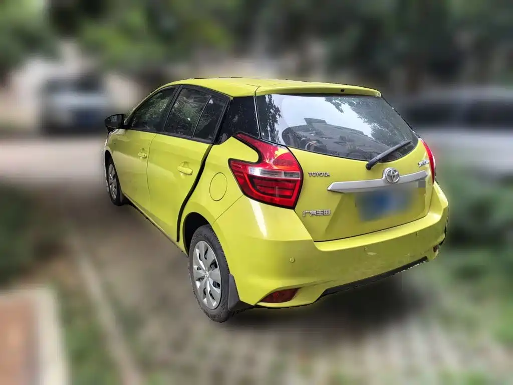Toyota Yaris L — миниатюра 4