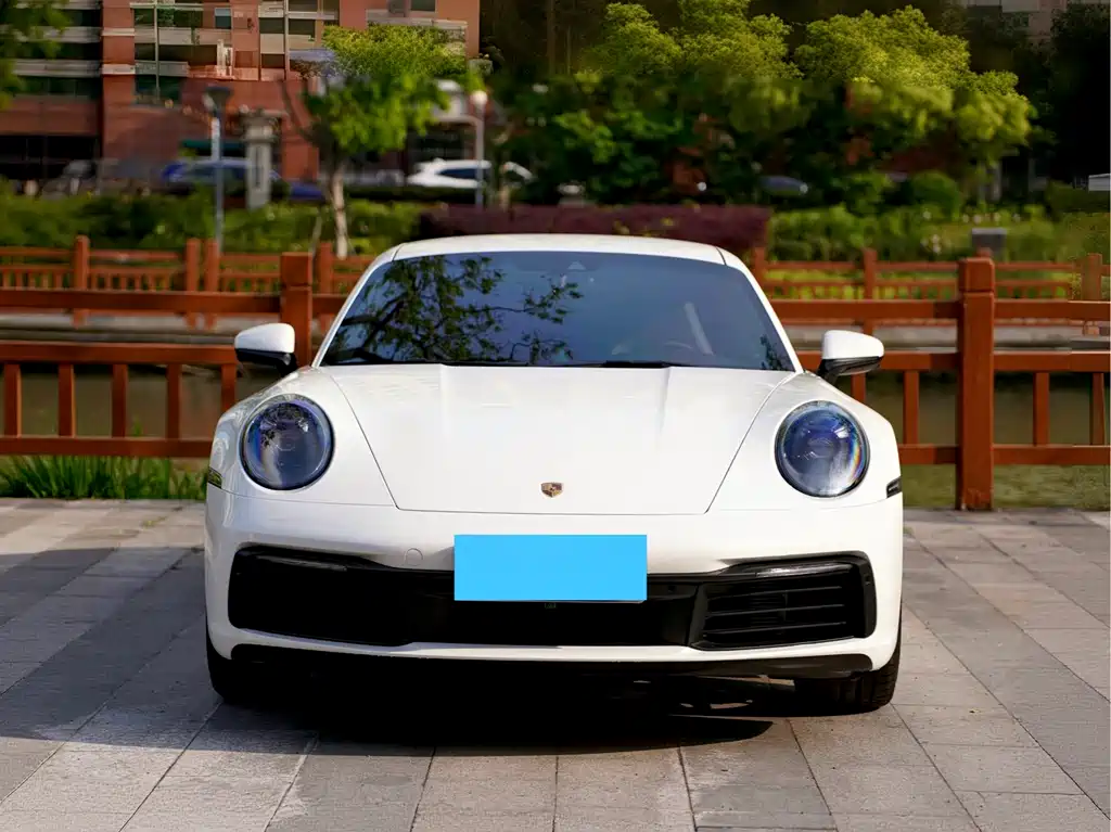 Porsche 911 2023 Carrera 3.0T