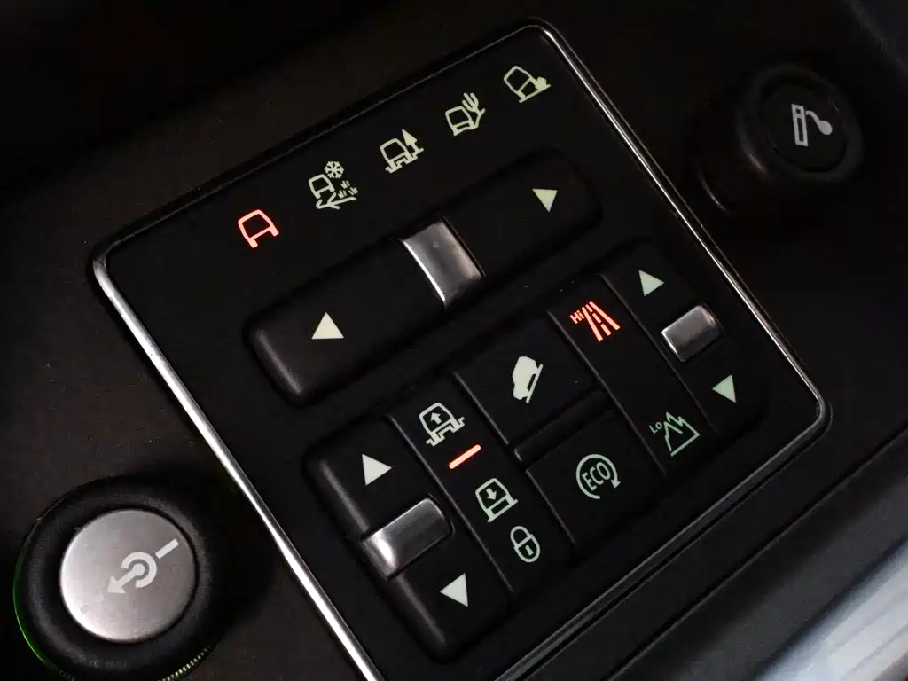 Land Rover Discovery — миниатюра 31