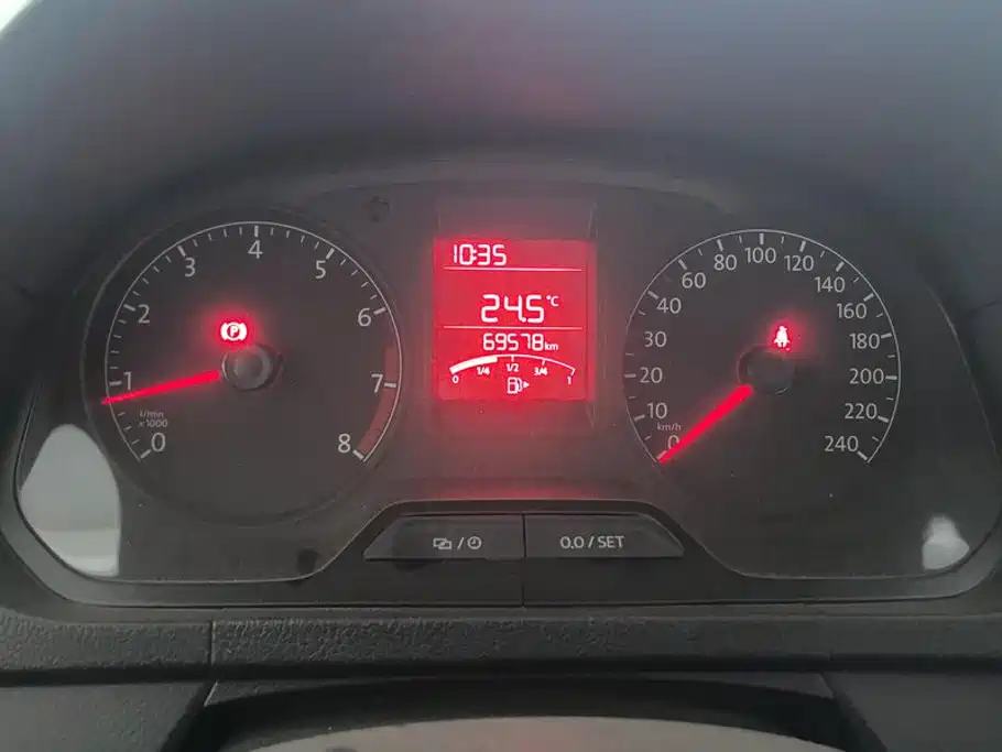 Volkswagen Jetta — миниатюра 14