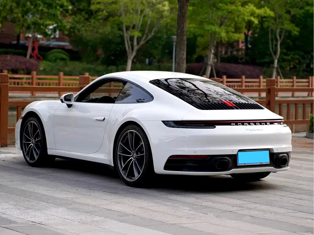 Porsche 911 2023 Carrera 3.0T