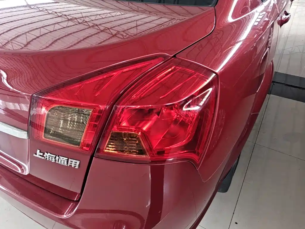 Buick Excelle — миниатюра 8