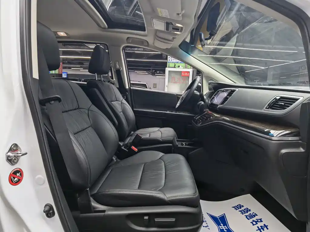 Honda Odyssey — миниатюра 8