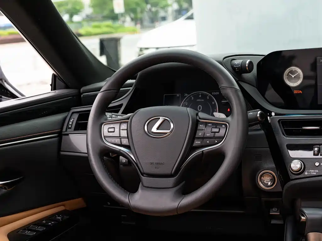 Lexus ES — фотографии объявления, Фото 15