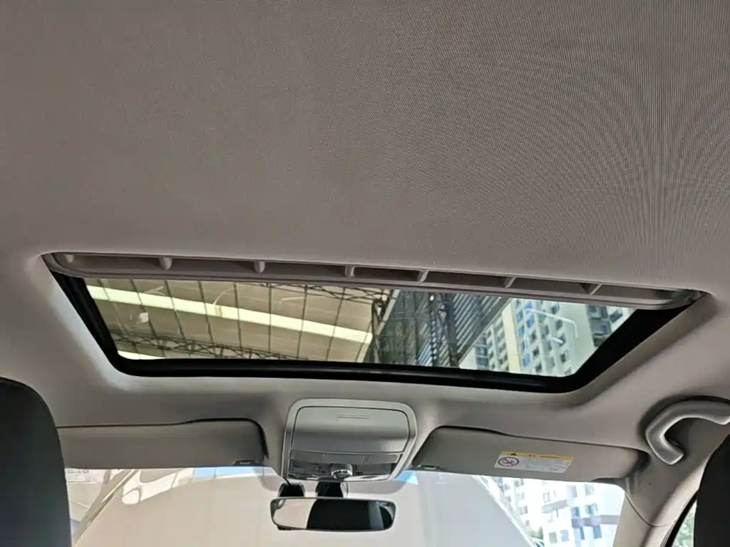 Volkswagen Sagitar — миниатюра 18