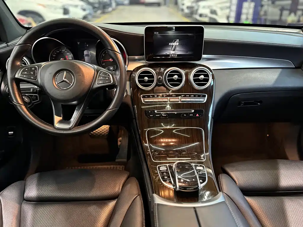 Mercedes-Benz GLC — миниатюра 17