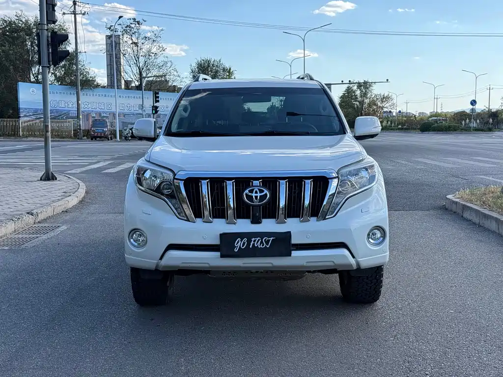 Toyota Prado — миниатюра 2