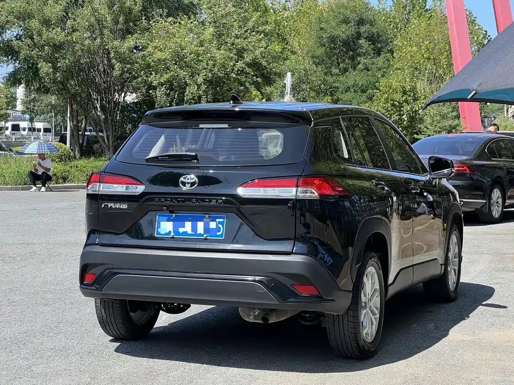 Toyota Frontlander — миниатюра 14