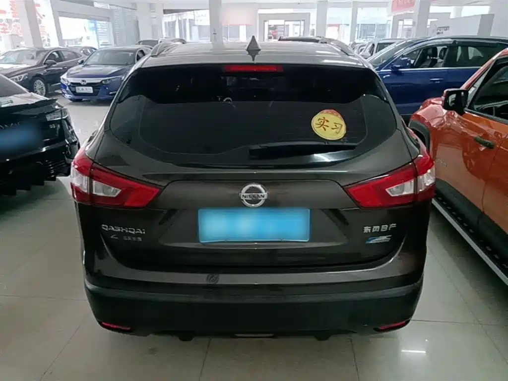 Nissan Qashqai 2017 2.0L CVT Smart V