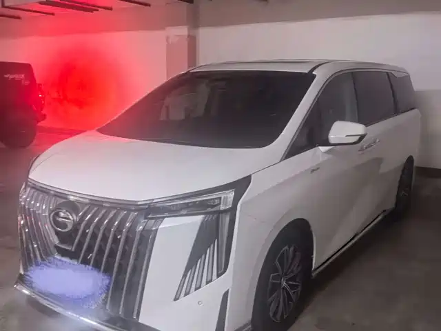GAC Trumpchi 传祺M8