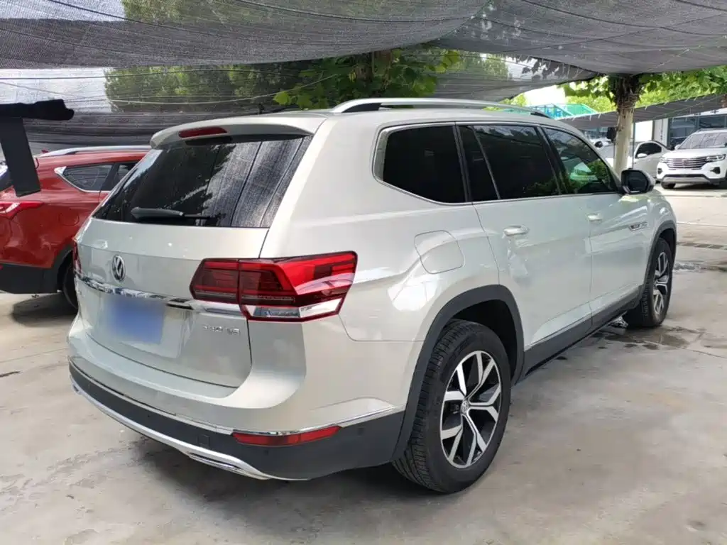 Volkswagen Teramont — миниатюра 7