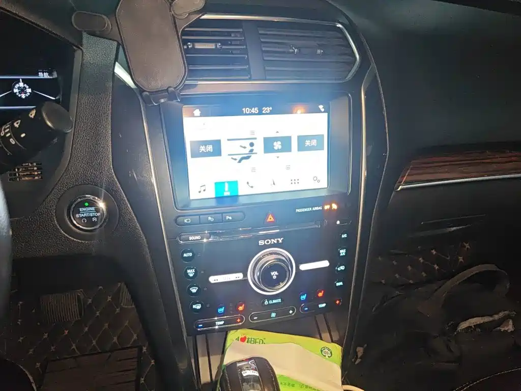 Ford Explorer (Import) — миниатюра 9