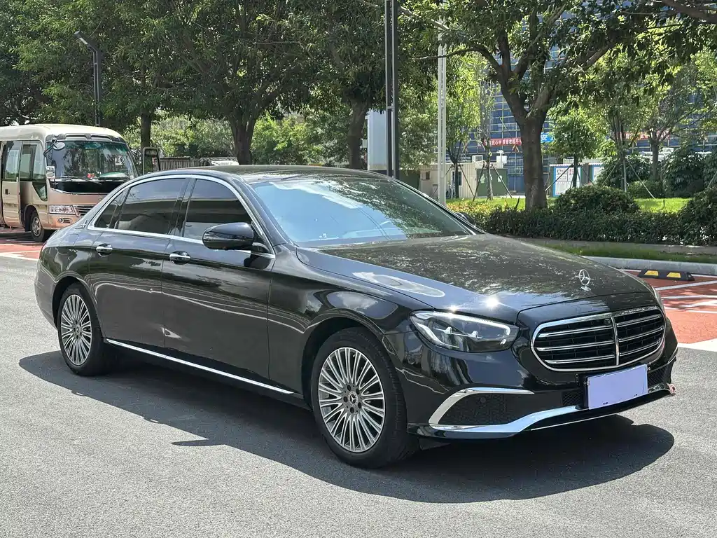 Mercedes-Benz E-Class E 2022 E 300 L Luxury
