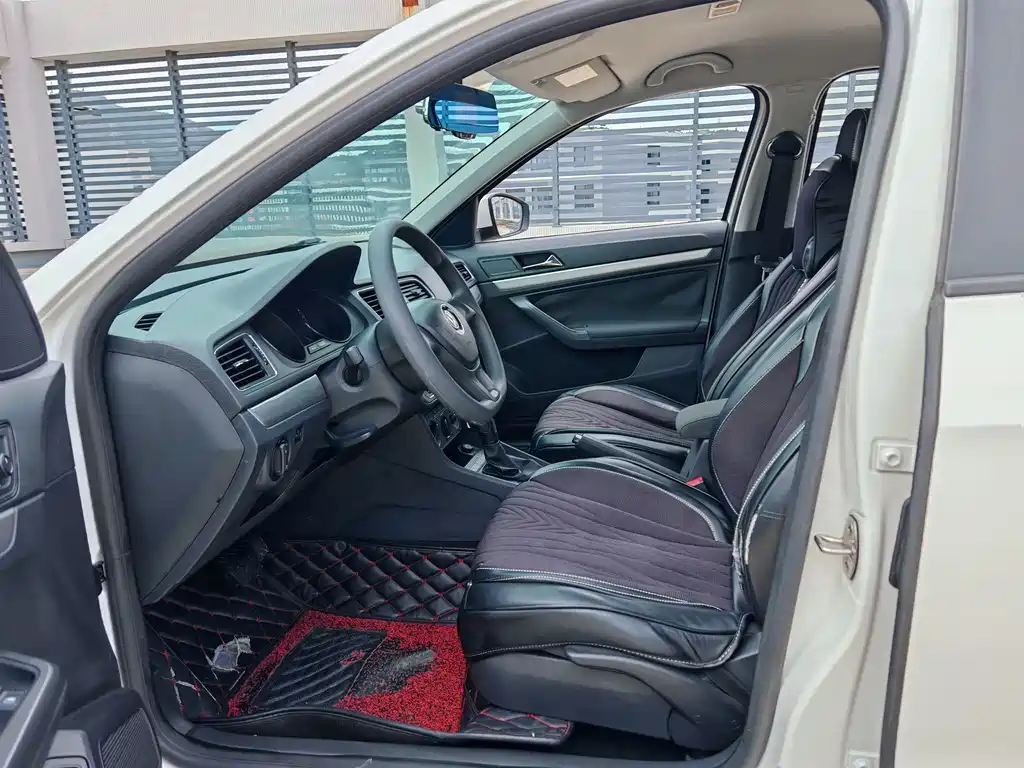 Volkswagen Lavida — миниатюра 7