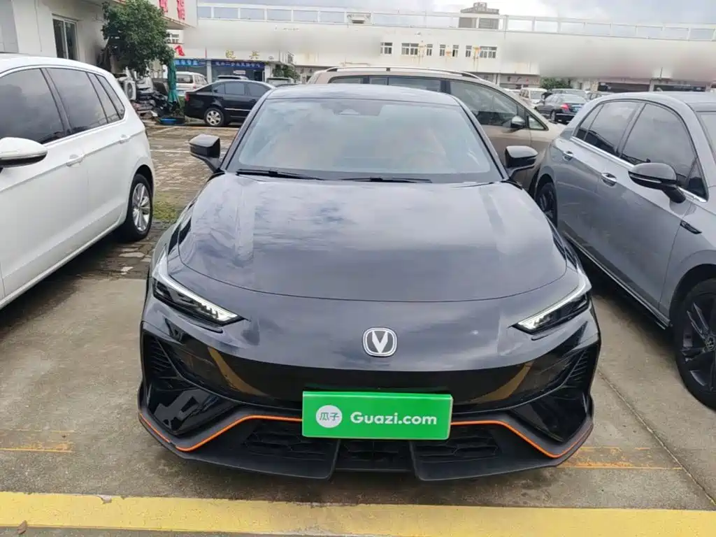 Changan UNI-V — миниатюра 3