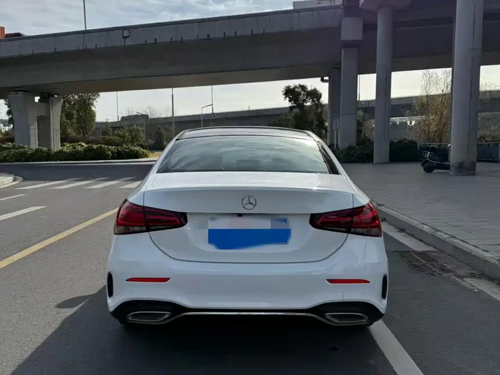 MERCEDES-BENZ A CLASS