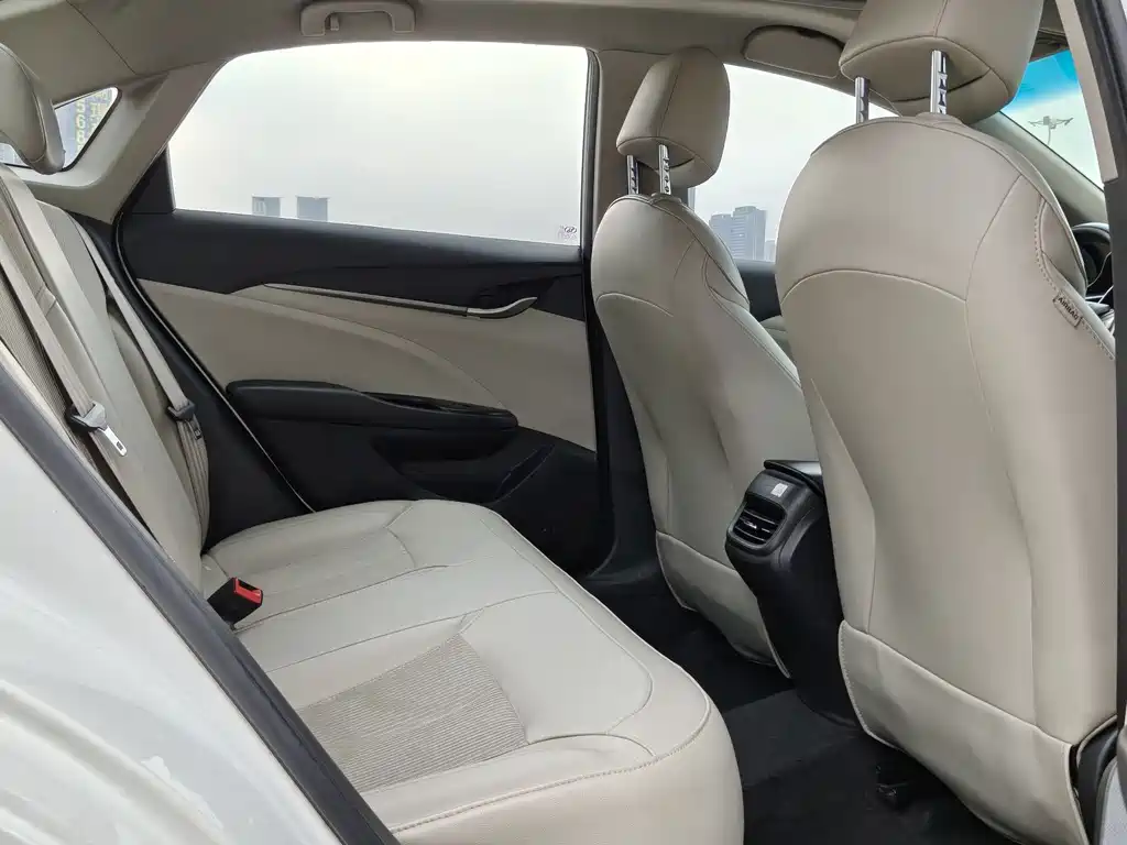 Buick Excelle — фотографии объявления, Фото 16