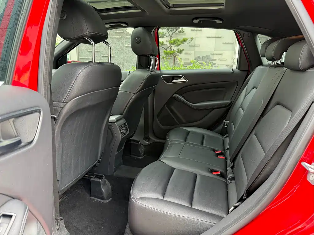 Mercedes-Benz B-Class B 2018 B 200 Fashion