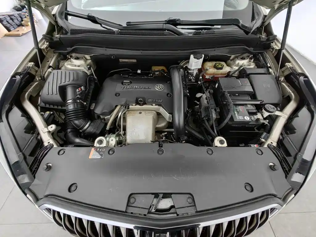 Buick Envision Plus — миниатюра 6