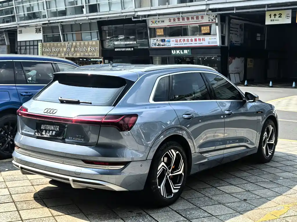 Audi e-tron — миниатюра 5