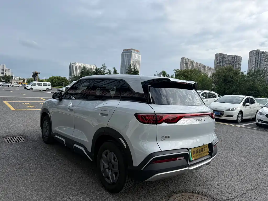 BYD Yuan UP — миниатюра 18