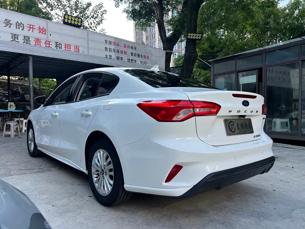 Ford Focus — миниатюра 17
