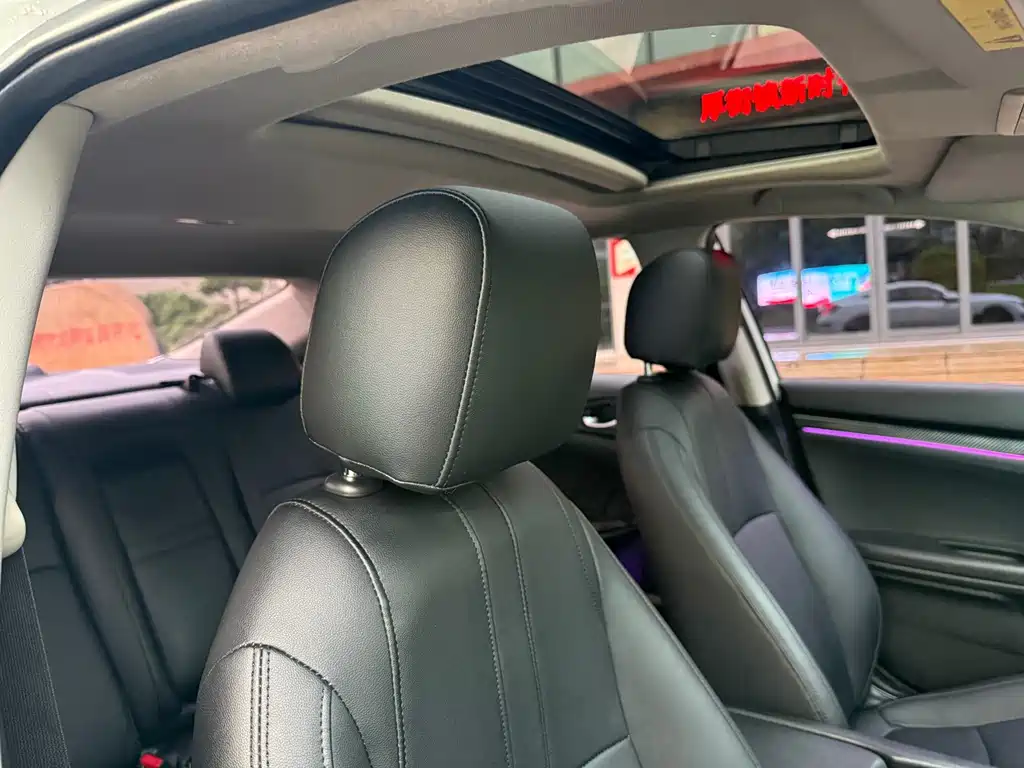 Honda Civic — миниатюра 15