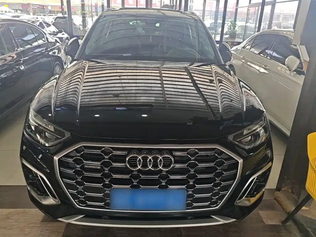 Audi Q5L 2024 40 TFSI Fashion
