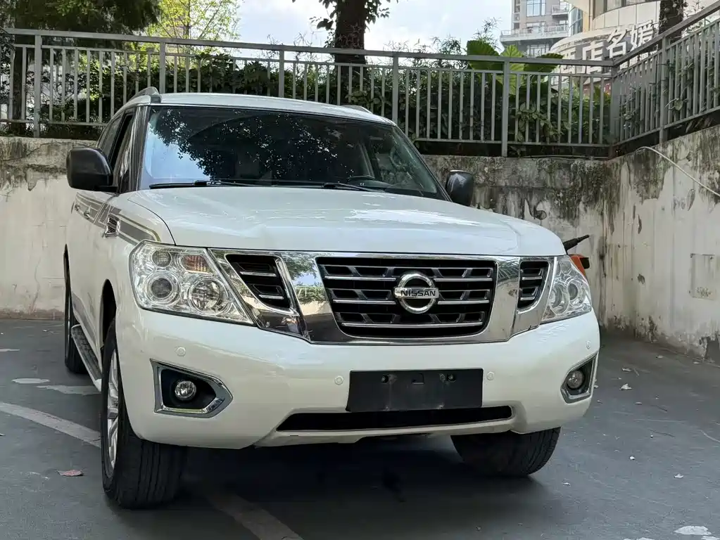 Nissan Patrol — миниатюра 3