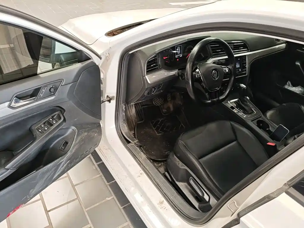 Volkswagen Lamando — миниатюра 16