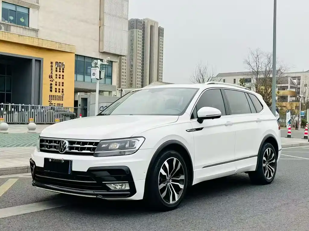 Volkswagen Tiguan L 2021
