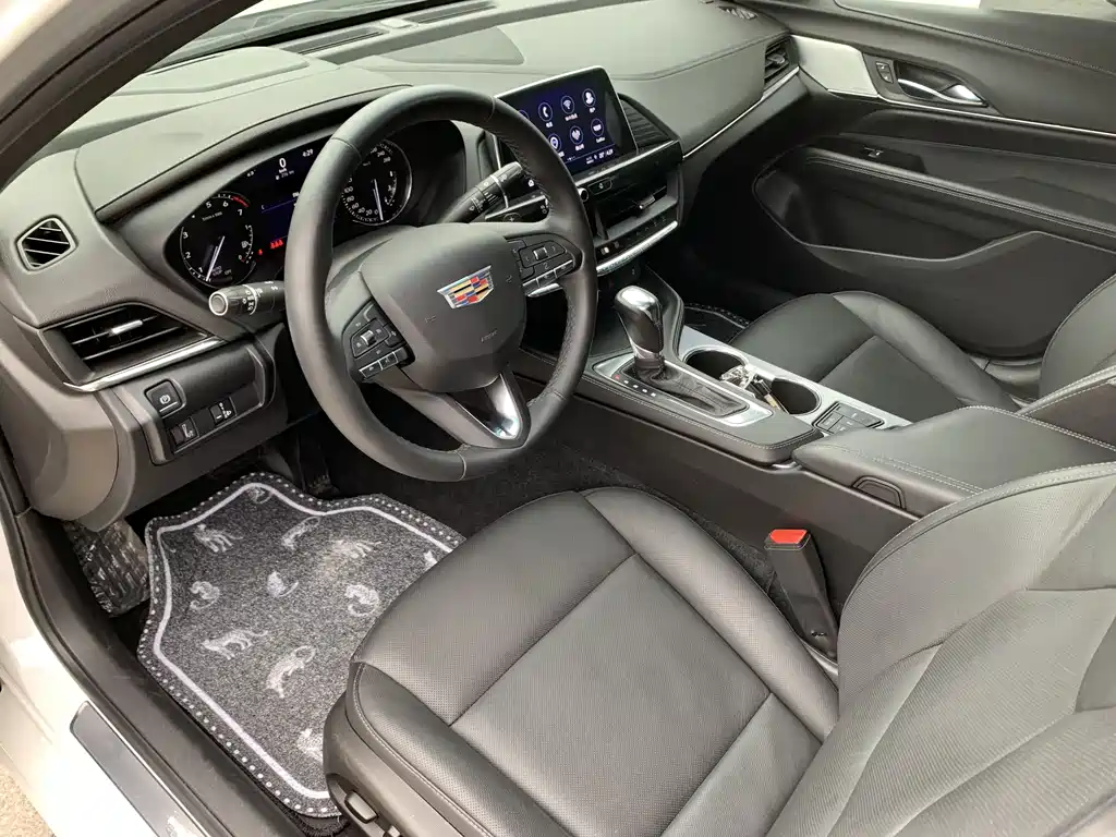 Cadillac CT4 28T Luxury Type, фото 11
