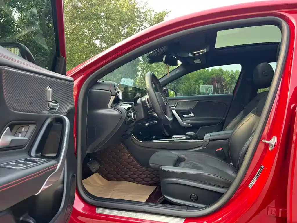 Mercedes-Benz A-Class — миниатюра 4