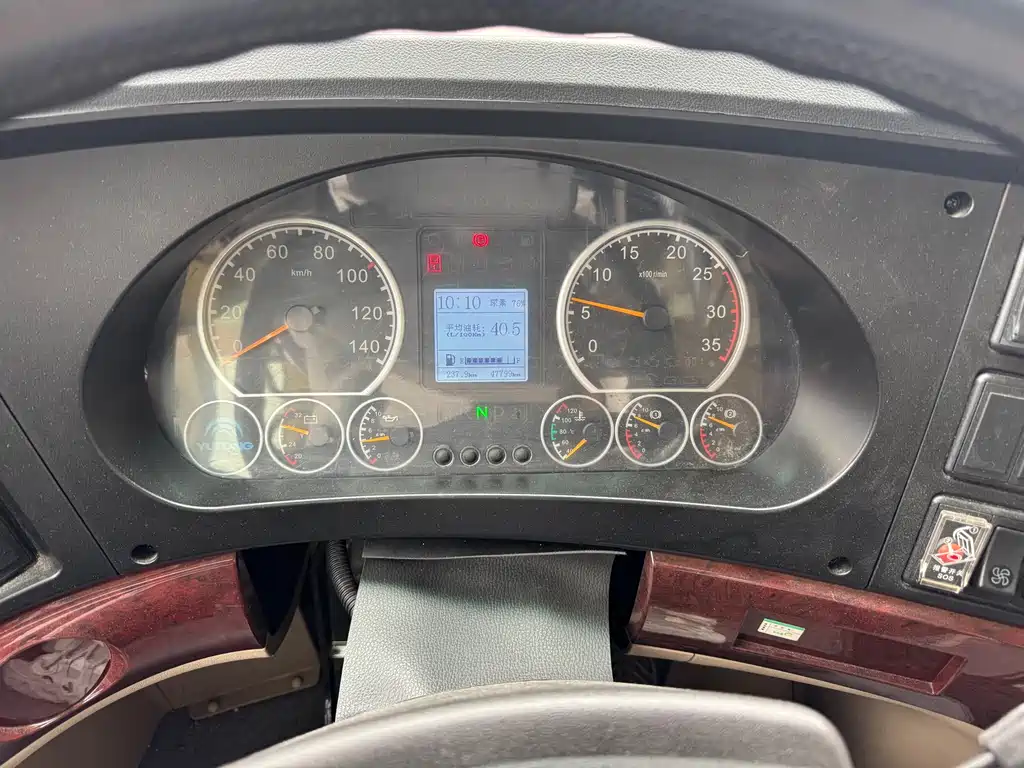 YUTONG BUS YUTONG T7