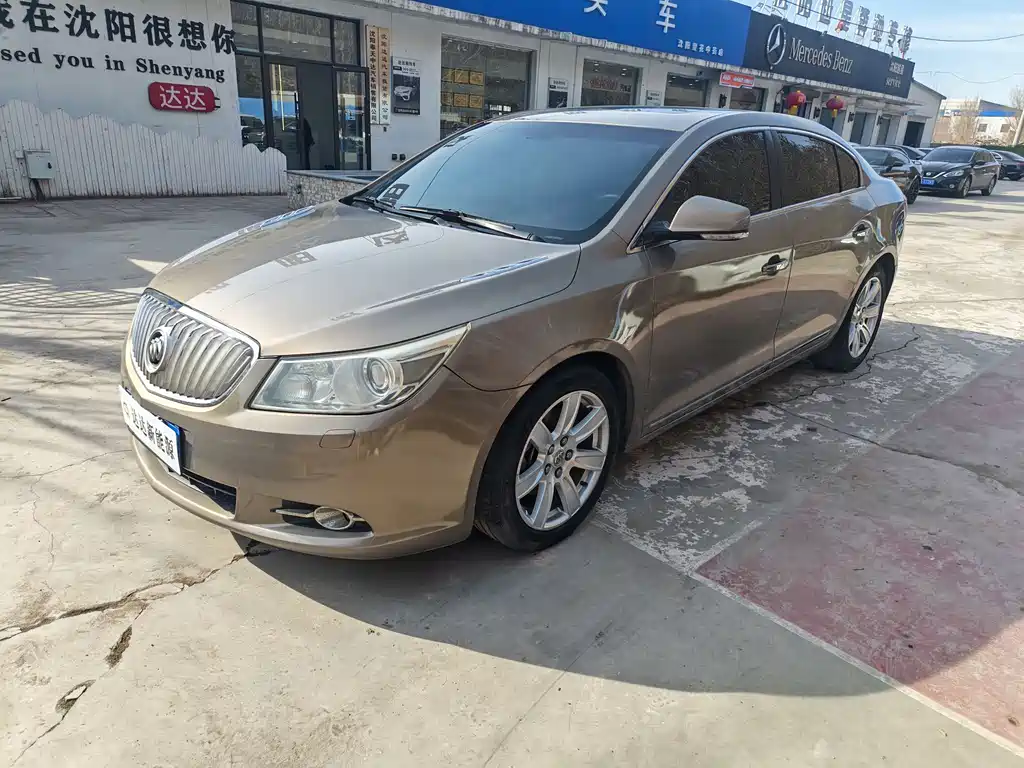 Buick LaCrosse 2011
