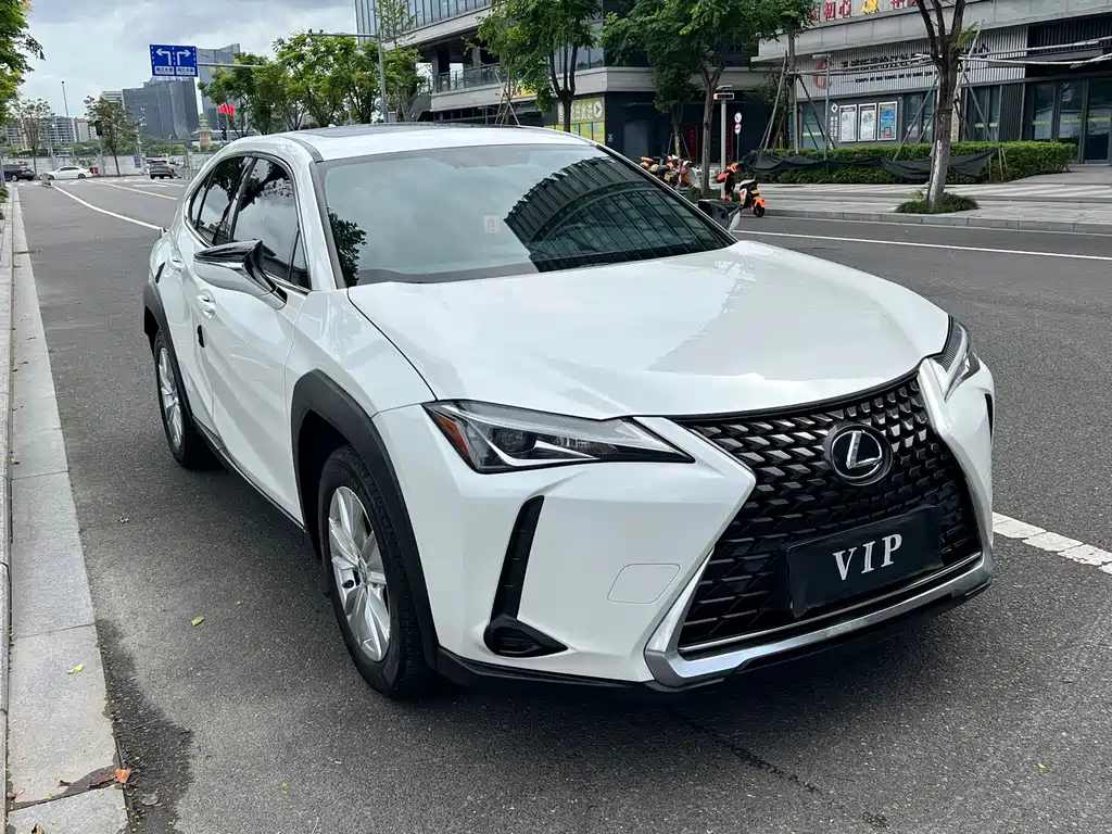 Lexus UX — миниатюра 3