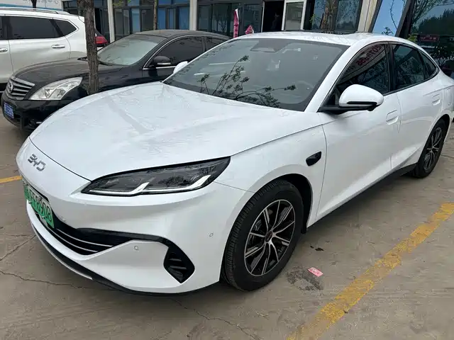 2025 BYD Seal